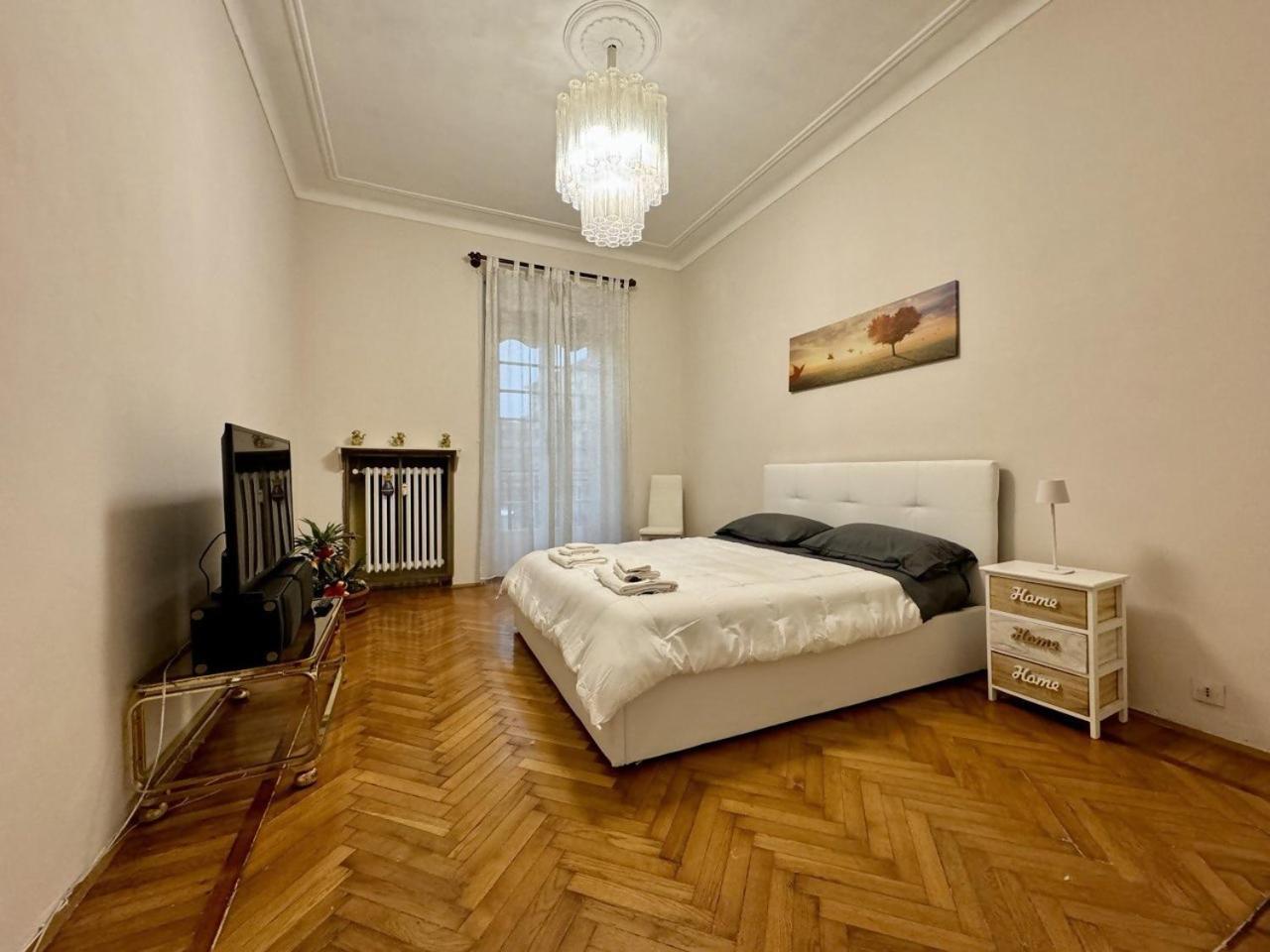 6 Posti Letto Vicino Al Centro Lägenhet Turin Exteriör bild